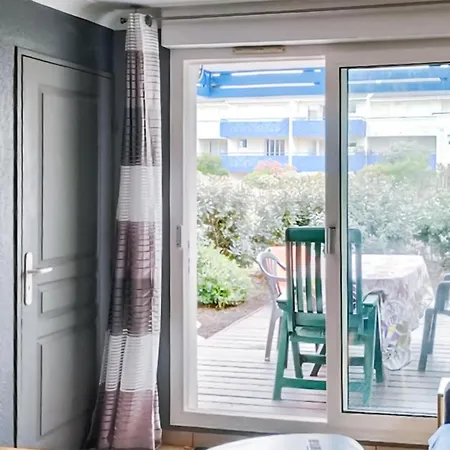 Pet-friendly In *